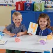 Image de Playfoam, atelier alphabet majuscule