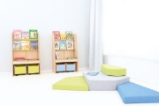 Image de Présentoir livres avec 2 bacs à roulettes jaune