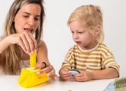 Image de PEEK A BOO, Qu’y a-t-il à l’intérieur?