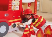 Image de Meuble de jeu camion de pompier en bois