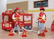 Image de Meuble de jeu camion de pompier en bois