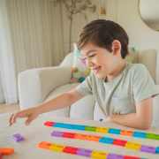 Image de Phonics dominoes long vowels – set of 84 pieces