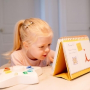 Image de Étoilium - Chevalet "Apprendre à lire autrement" Special DYS