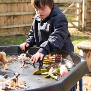 Image de Support Tuff Tray accessible aux fauteuils roulants